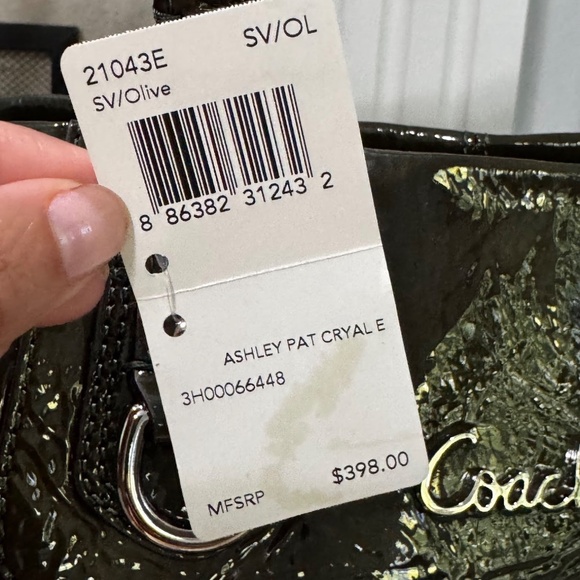 Coach Ashley Olive Green Patent Leather Carryall Shoulder Bag - NEW $398 - Picture 8 of 9